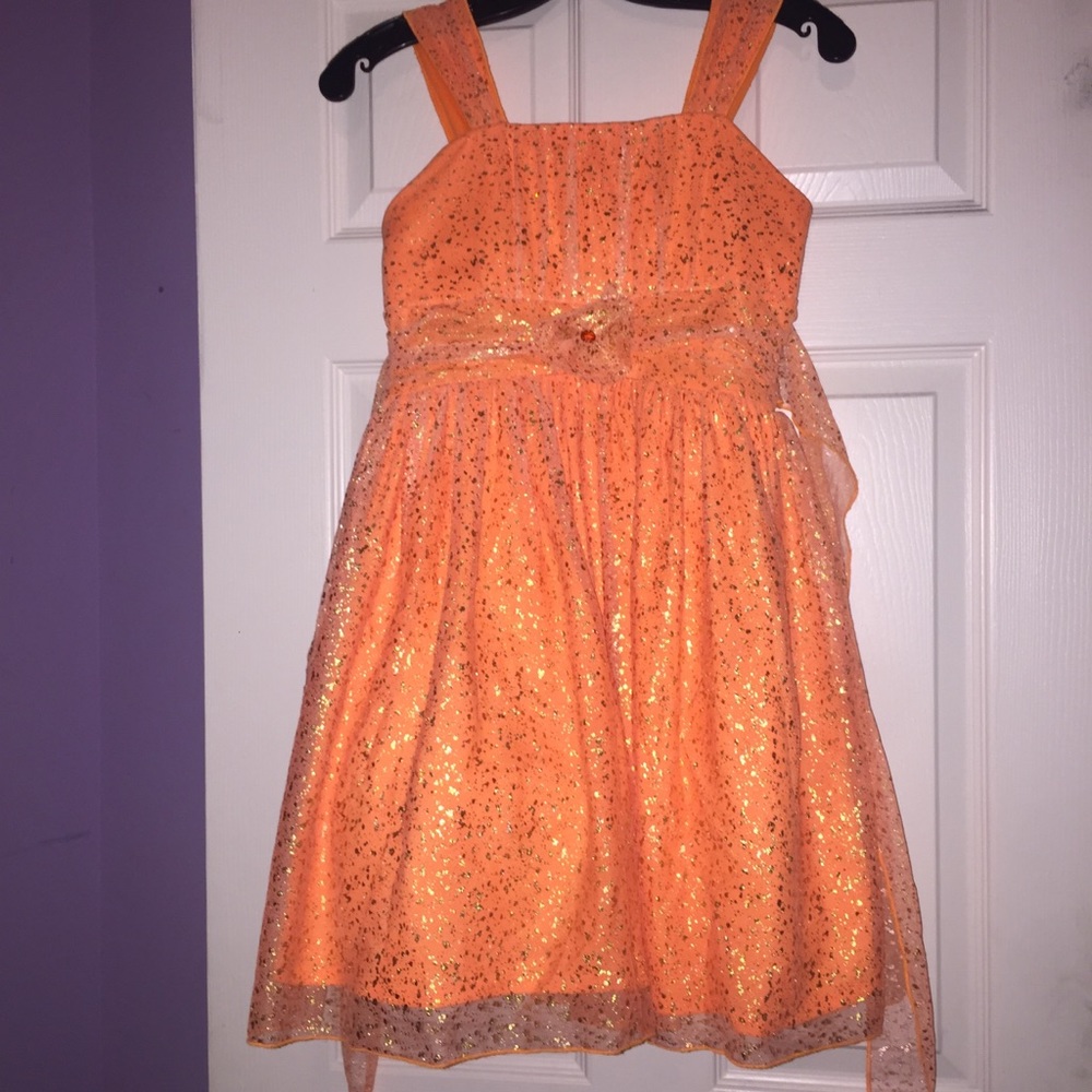 BCX Girl Formal Dress w/ Gold Specks and Flower 🧡